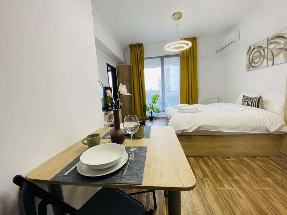New City Studios With Balcony Boekarest Buitenkant foto