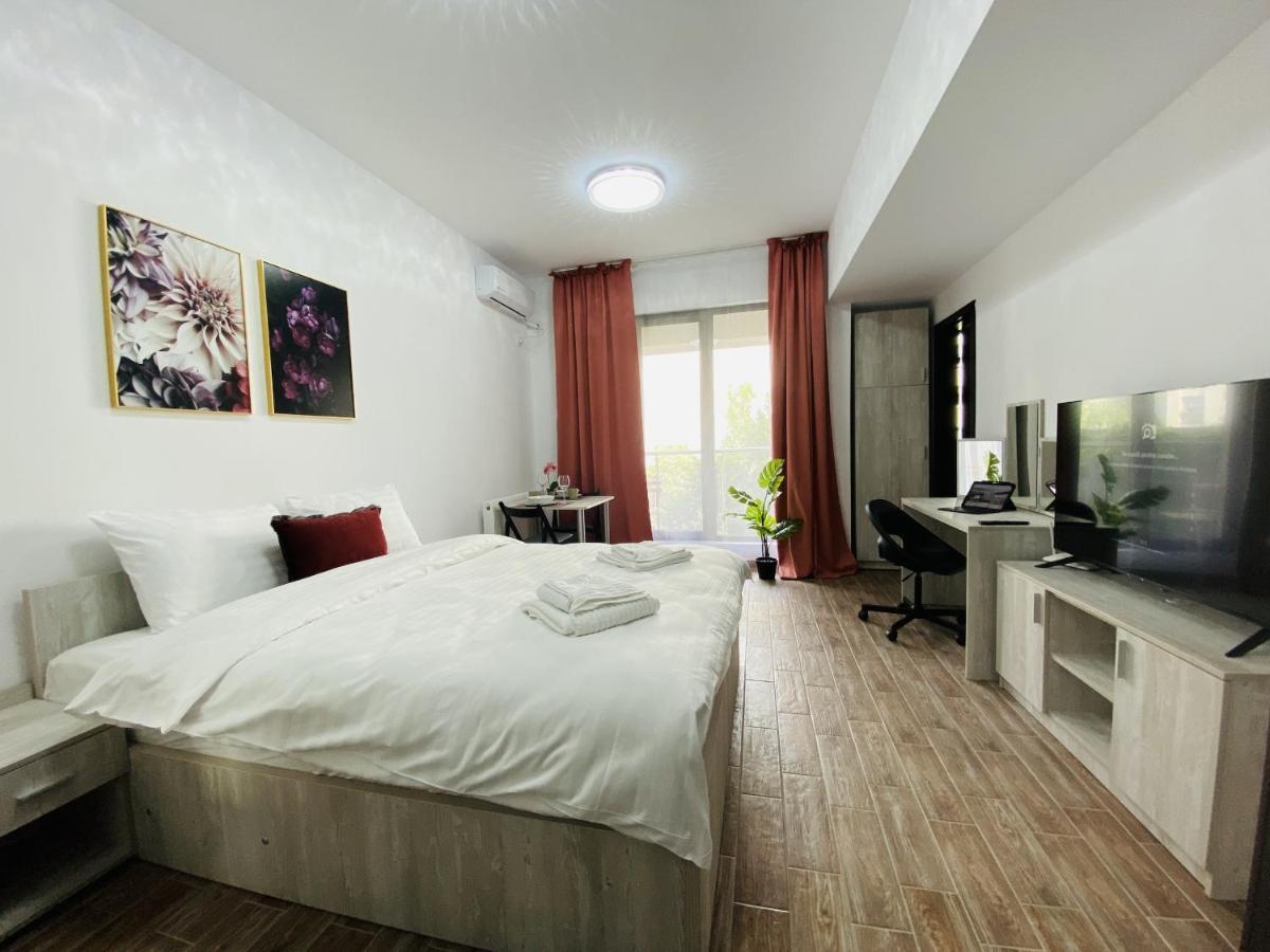 New City Studios With Balcony Boekarest Buitenkant foto