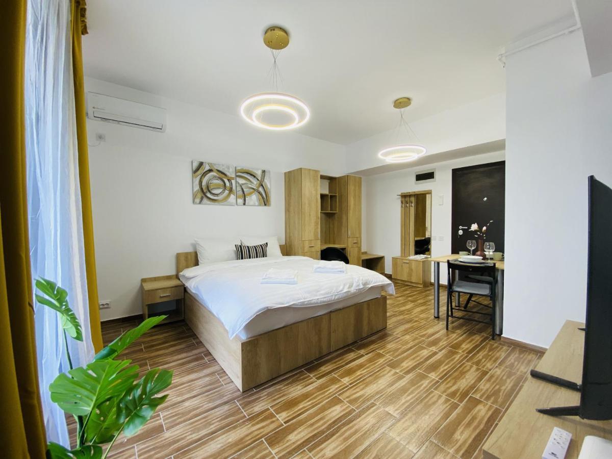 New City Studios With Balcony Boekarest Buitenkant foto